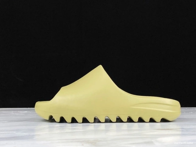 Adidas 'Resin' Slides FX0494 Yeezy 0713